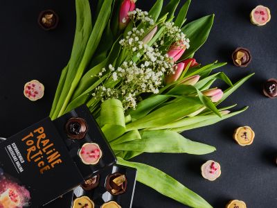 Chocolate or flowers? Both!