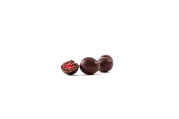 premium Choco fruits Whole strawberries in dark chocolate