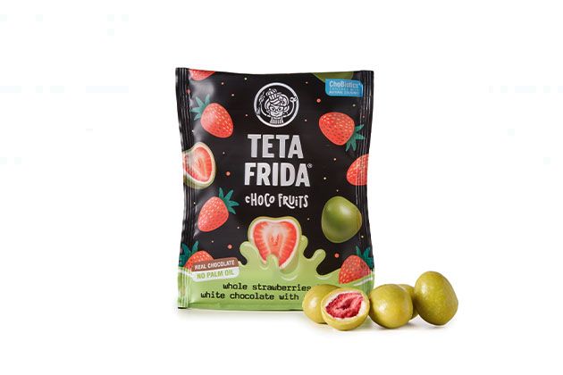 Choco fruits Whole strawberries in white chocolate with pistachio