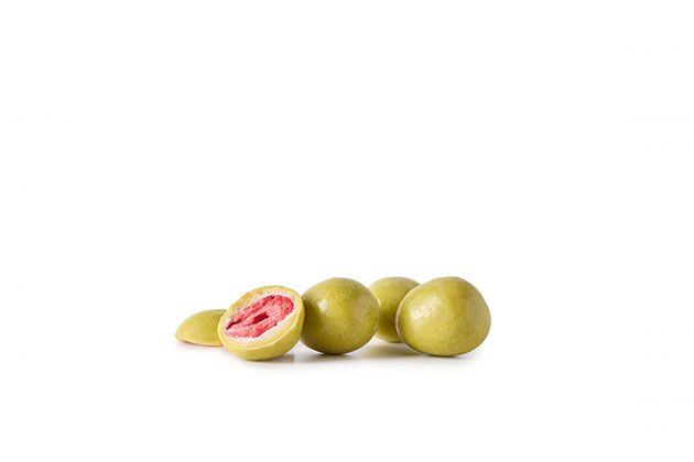 Choco fruits Whole strawberries in white chocolate with pistachio