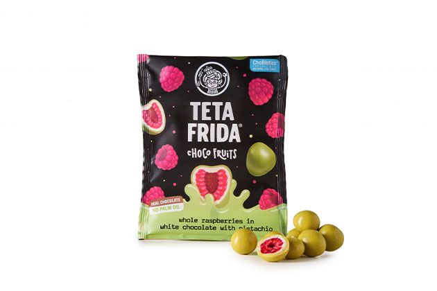 premium Choco fruits whole raspberries in white chocolate with cream