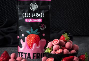 New - Whole strawberries in revolutionary ruby chocolate
