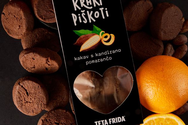 Cocoa with candied orange biscuits