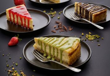 New York Cheesecake is finally here… and Milli Vanilli made sure to join the moment.