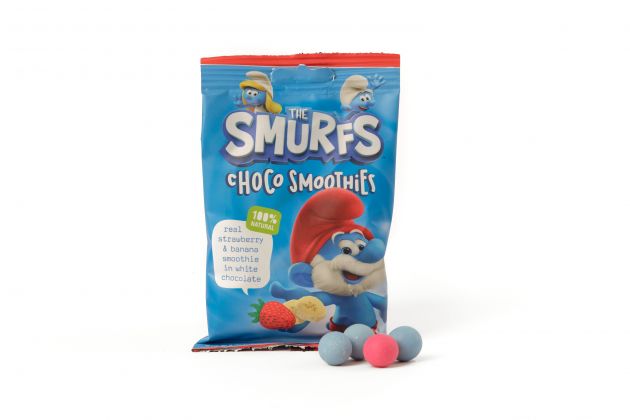 The Smurfs Choco smoothies - Real strawberry & banana in white chocolate