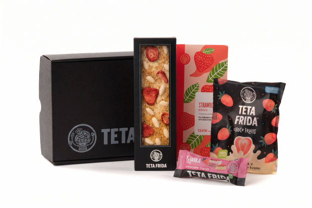 PACKAGE Strawberry
