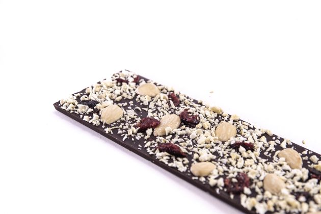 Dark chocolate with almonds, cranberries and pineapple