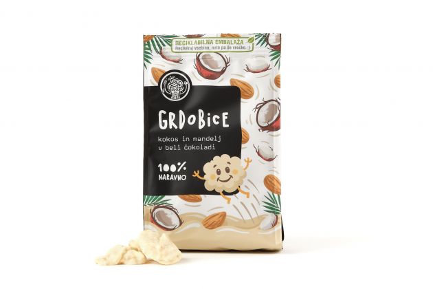 Crunchies - Coconut and almonds in white chocolate pack 7+1 free