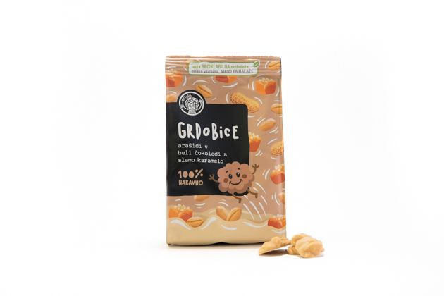 Peanuts in white chocolate with salted caramel